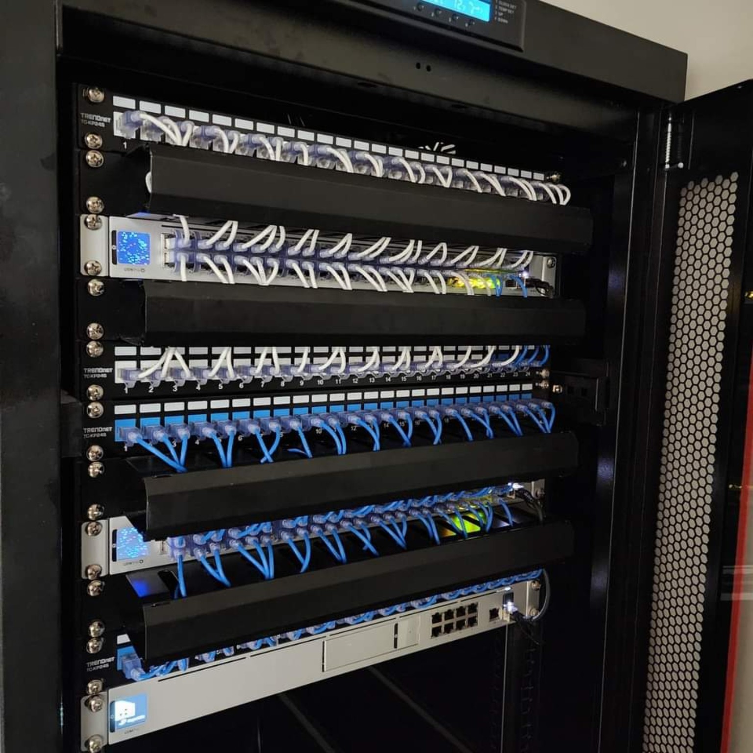 Managed Network Rack