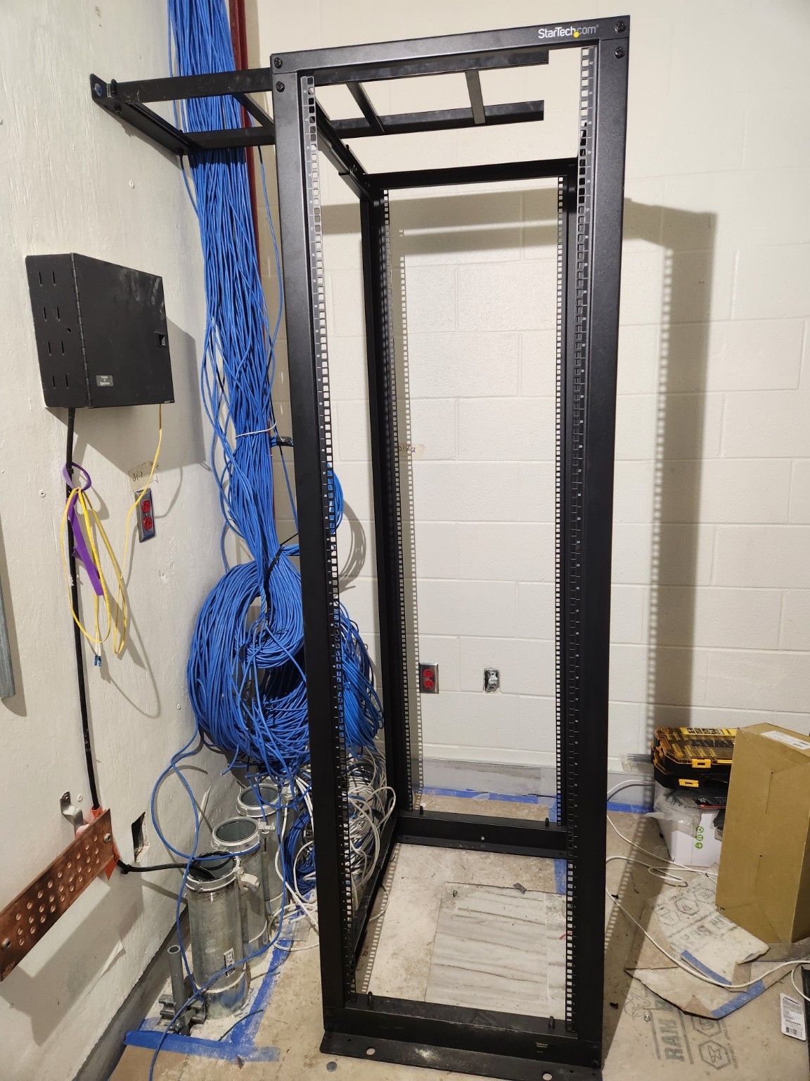Audio / Visual Equipment Rack